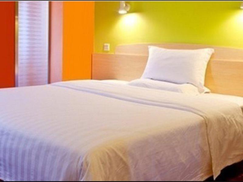 Home Inn Beijing Dinghui Bridge Wuluju Metro Station Екстериор снимка